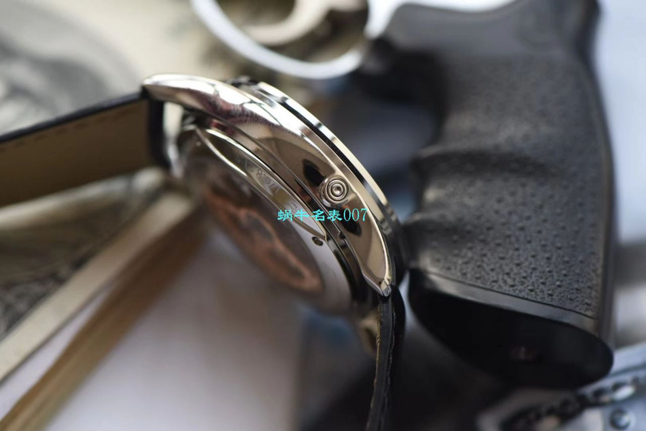 V9 Factory  Jaeger-LeCoultre 大师万年历复刻高仿手表自动机械表型号：白面130842J，黑面1308470，金面1302520，灰面130354J / JJ166