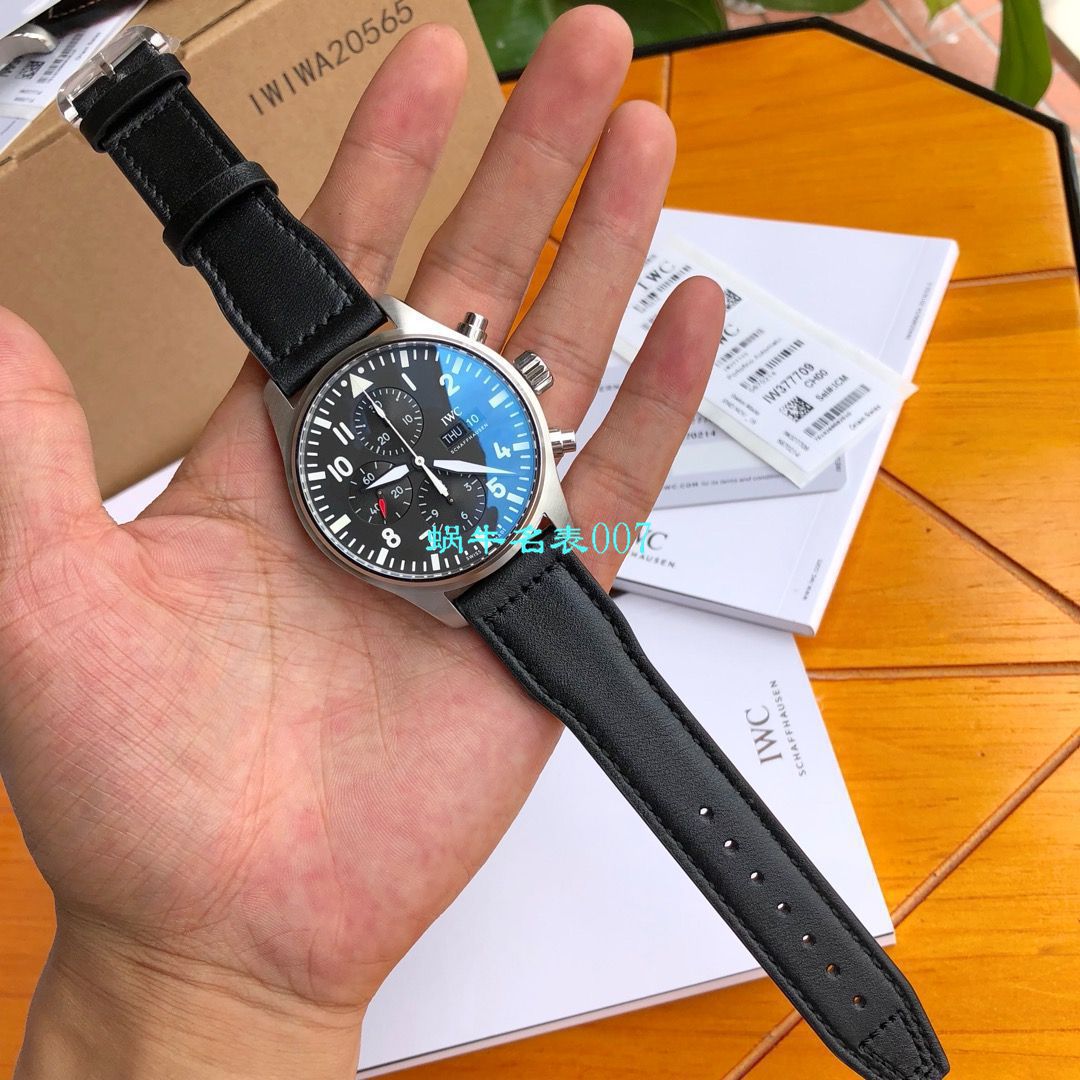 【视频测评新‎款首发‎！硬货！渠‎道出‎口订​单​！原单】IWC IWC 表飞行员系列IW377726 wrist watch  / WG511