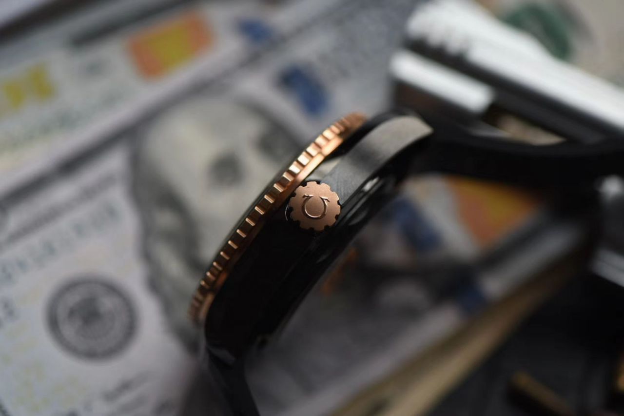 VS Factory OMEGA Seamaster 深海之黑全 Composite  top 复刻OMEGA手表215.63.46.22.01.001 wrist watch  / M609
