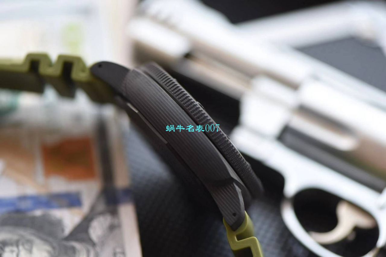 【VS Factory 新品军绿色英雄情结复刻手表】Panerai 高仿SUBMERSIBLE 潜行系列PAM00961 wrist watch  / VSPAM961