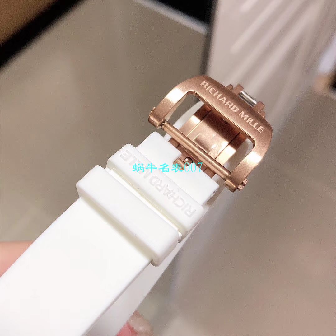  RICHARD MILLE 糖果棉花糖复刻女表！RM 07 bon bon系列最稀有的作品！ / RM-07