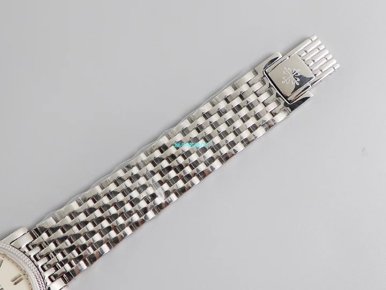 TW Factory  top 复刻高仿表 PATEK PHILIPPE 古典表系列5120J-00，5120G-001 wrist watch  / BD266