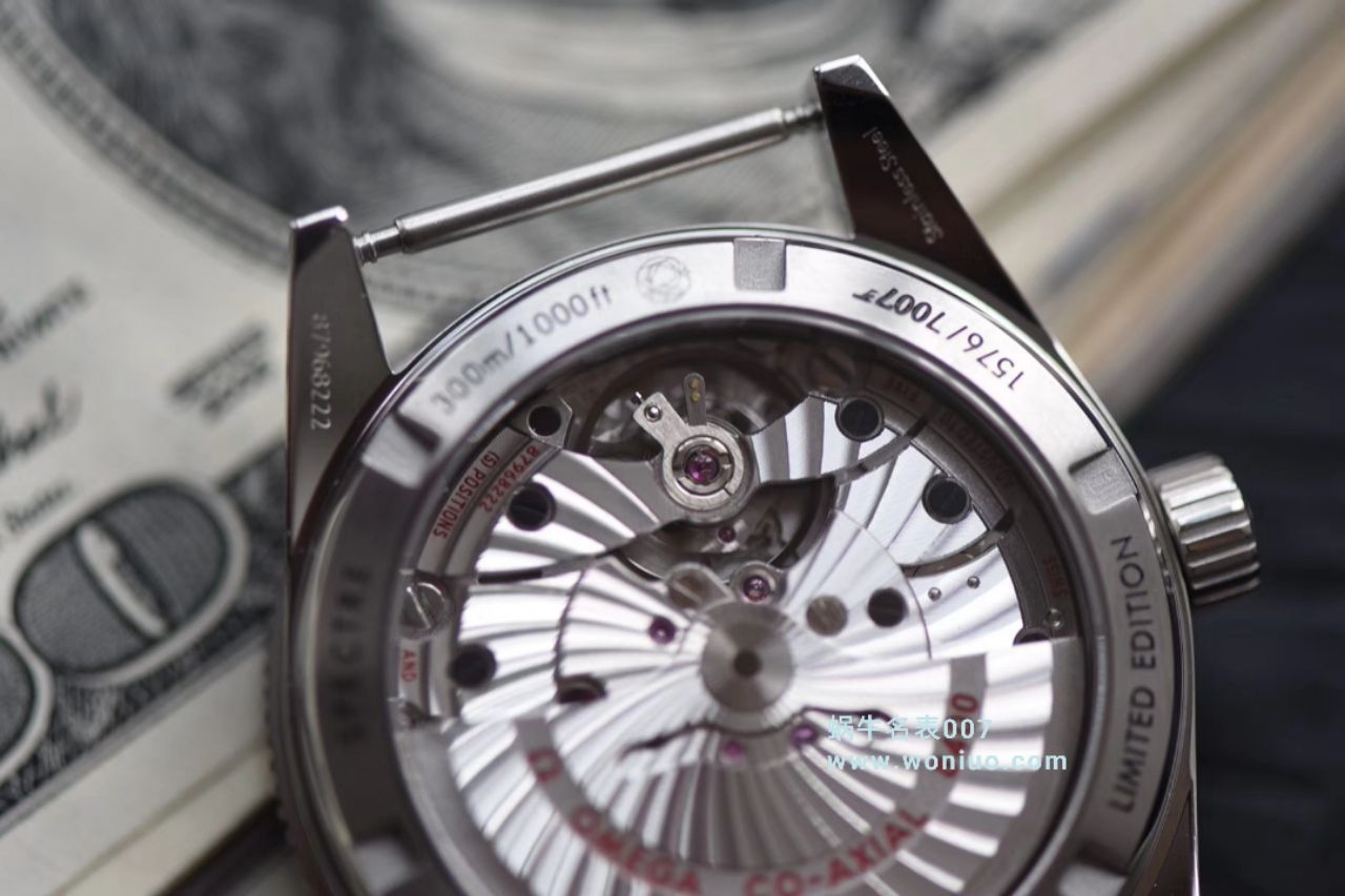  Video analysis VS Factory  top 复刻OMEGAOMEGA  Seamaster 300米233.32.41.21.01.001幽灵党 007限量版 wrist watch  / M011VS