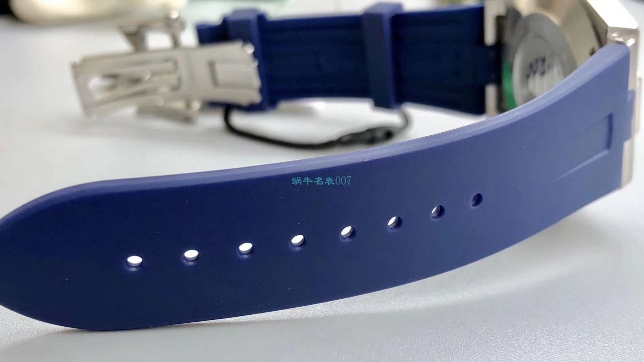8F Factory 超A复刻高仿Vacheron Constantin   Overseas 系列47040/000R-9666 wrist watch  / JS211