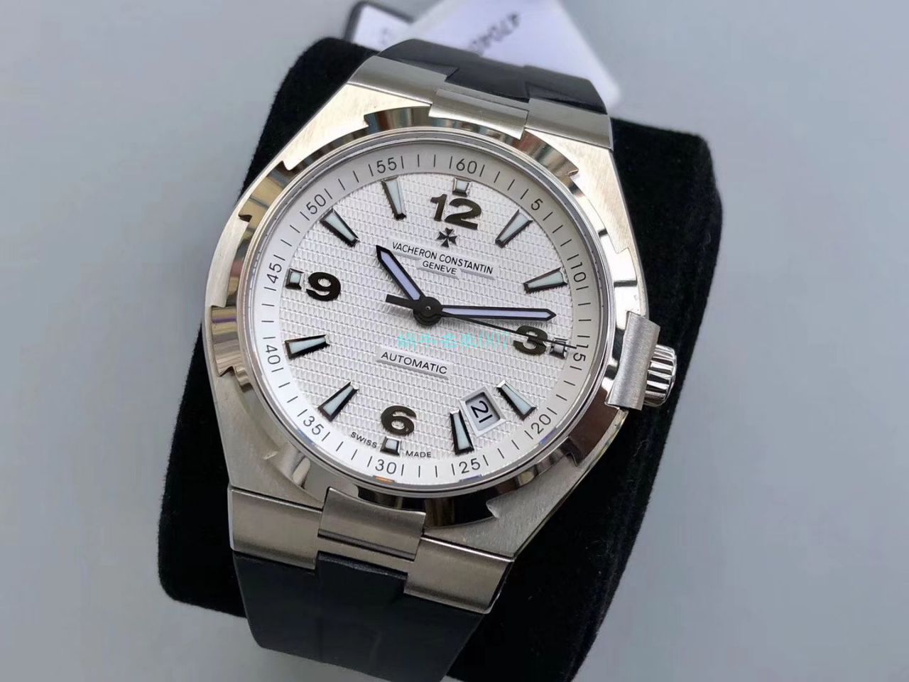 8F Factory 超A高仿Vacheron Constantin   Overseas 系列P47040/000A-9008 wrist watch  / JS212