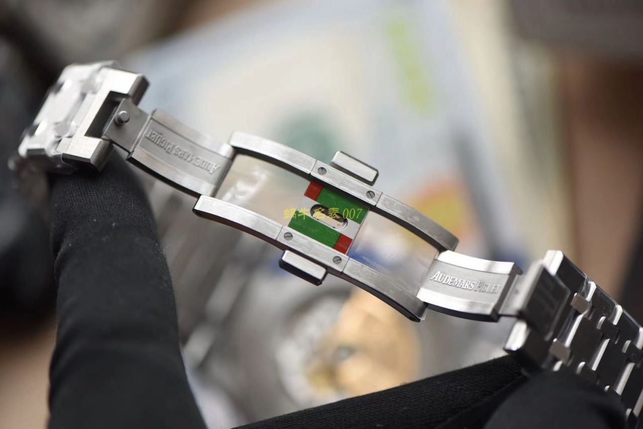 ZF Factory 官网 top 复刻表Audemars Piguet 皇家橡树高仿15400ST.OO.1220ST.03 wrist watch  / AP183