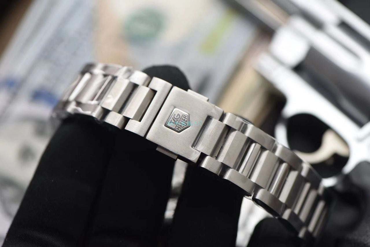 【V6一比一超A高仿手表】 TAG Heuer CALIBRE 16  Day-Date 自动计时码表系列CV2A10.BA0796、CV2A1S.FC6236 wrist watch  / TG058