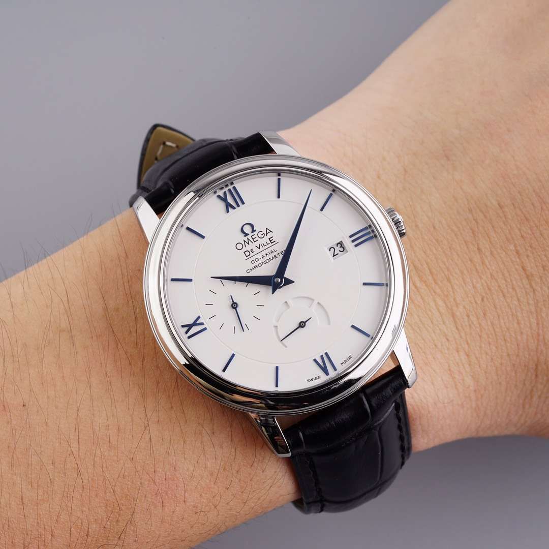 TWOMEGA碟飞一比一高仿复刻手表424.53.40.21.04.001 wrist watch  / M321