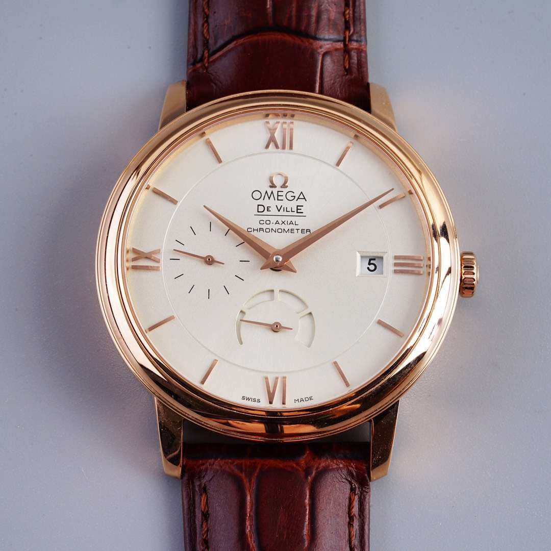 TWOMEGA碟飞一比一高仿复刻手表424.53.40.21.04.001 wrist watch  / M321