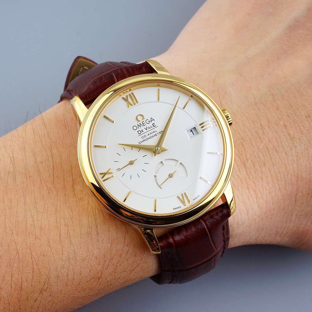 TWOMEGA碟飞一比一高仿复刻手表424.53.40.21.04.001 wrist watch  / M321
