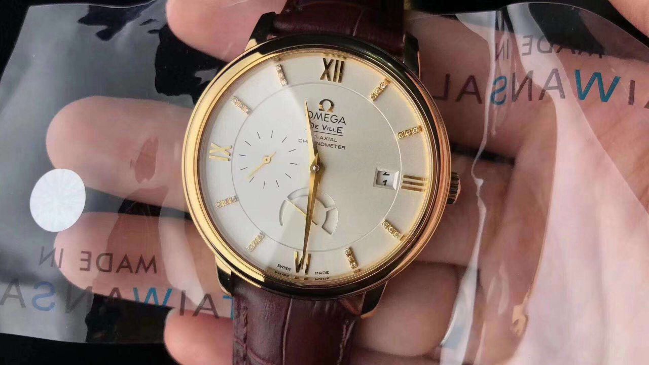 TWOMEGA碟飞一比一高仿复刻手表424.53.40.21.04.001 wrist watch  / M321
