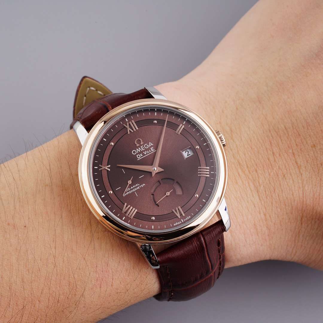 TWOMEGA碟飞一比一高仿复刻手表424.53.40.21.04.001 wrist watch  / M321