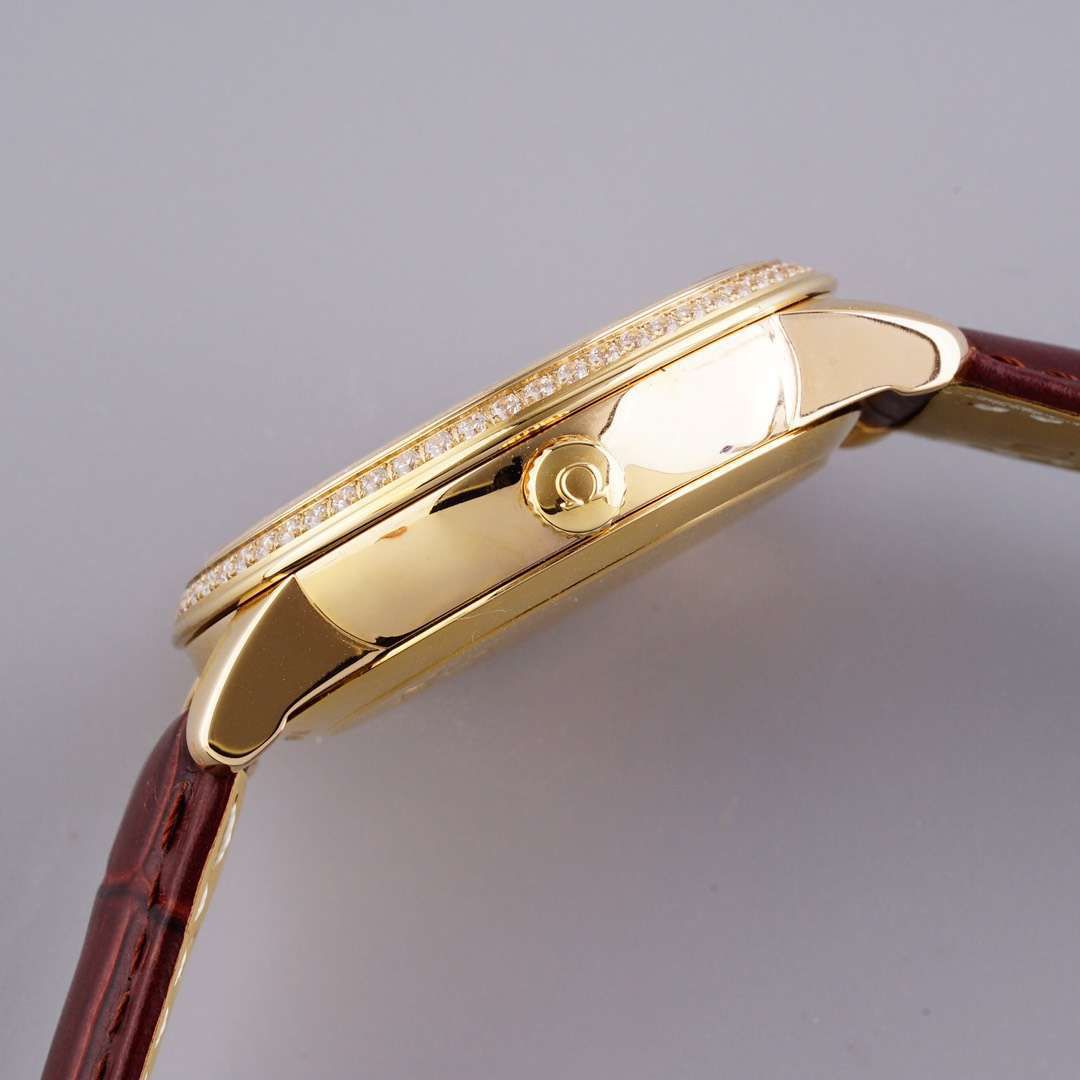 TWOMEGA碟飞一比一高仿复刻手表424.53.40.21.04.001 wrist watch  / M321