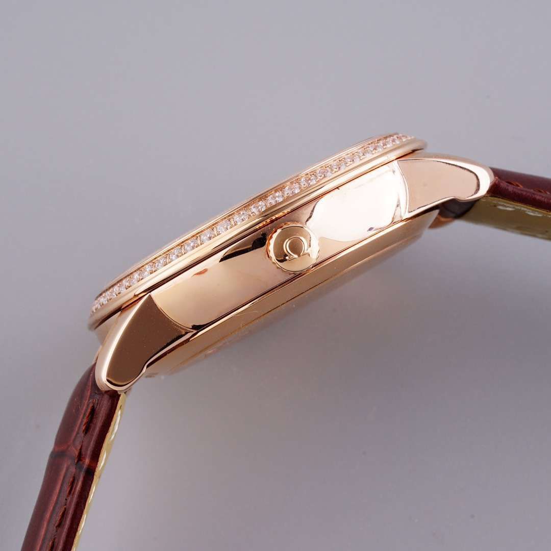 TWOMEGA碟飞一比一高仿复刻手表424.53.40.21.04.001 wrist watch  / M321