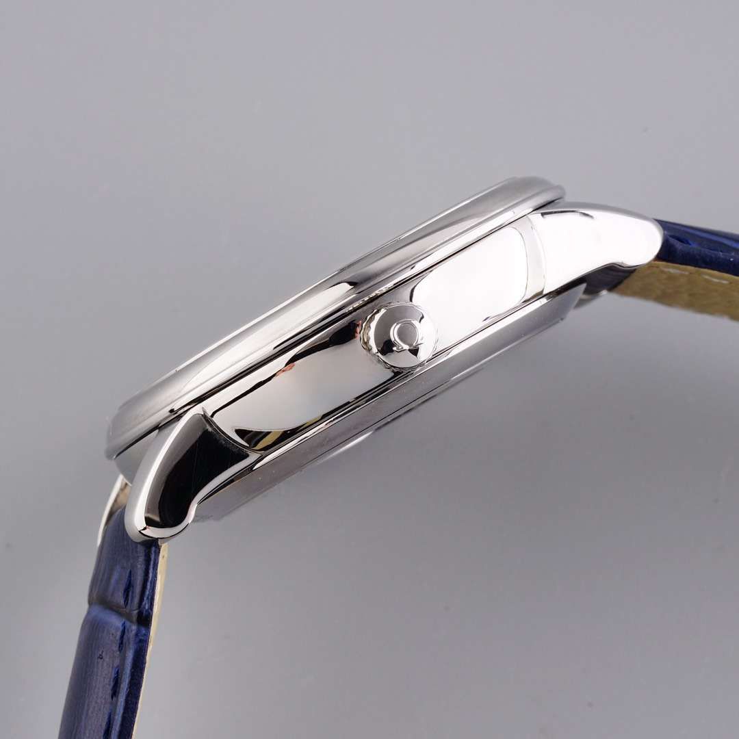 TWOMEGA碟飞一比一高仿复刻手表424.53.40.21.04.001 wrist watch  / M321