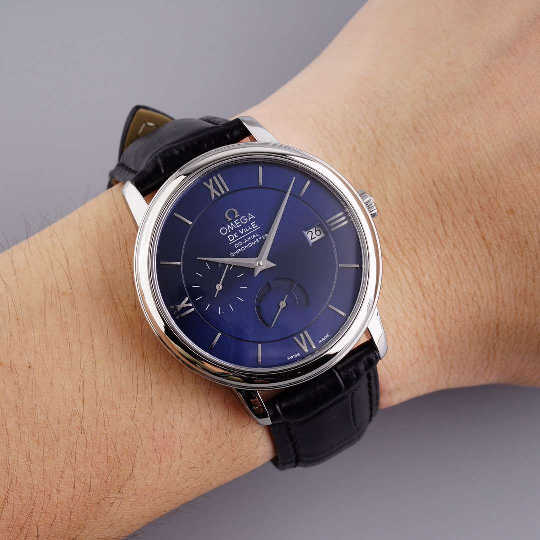 TWOMEGA碟飞一比一高仿复刻手表424.53.40.21.04.001 wrist watch  / M321