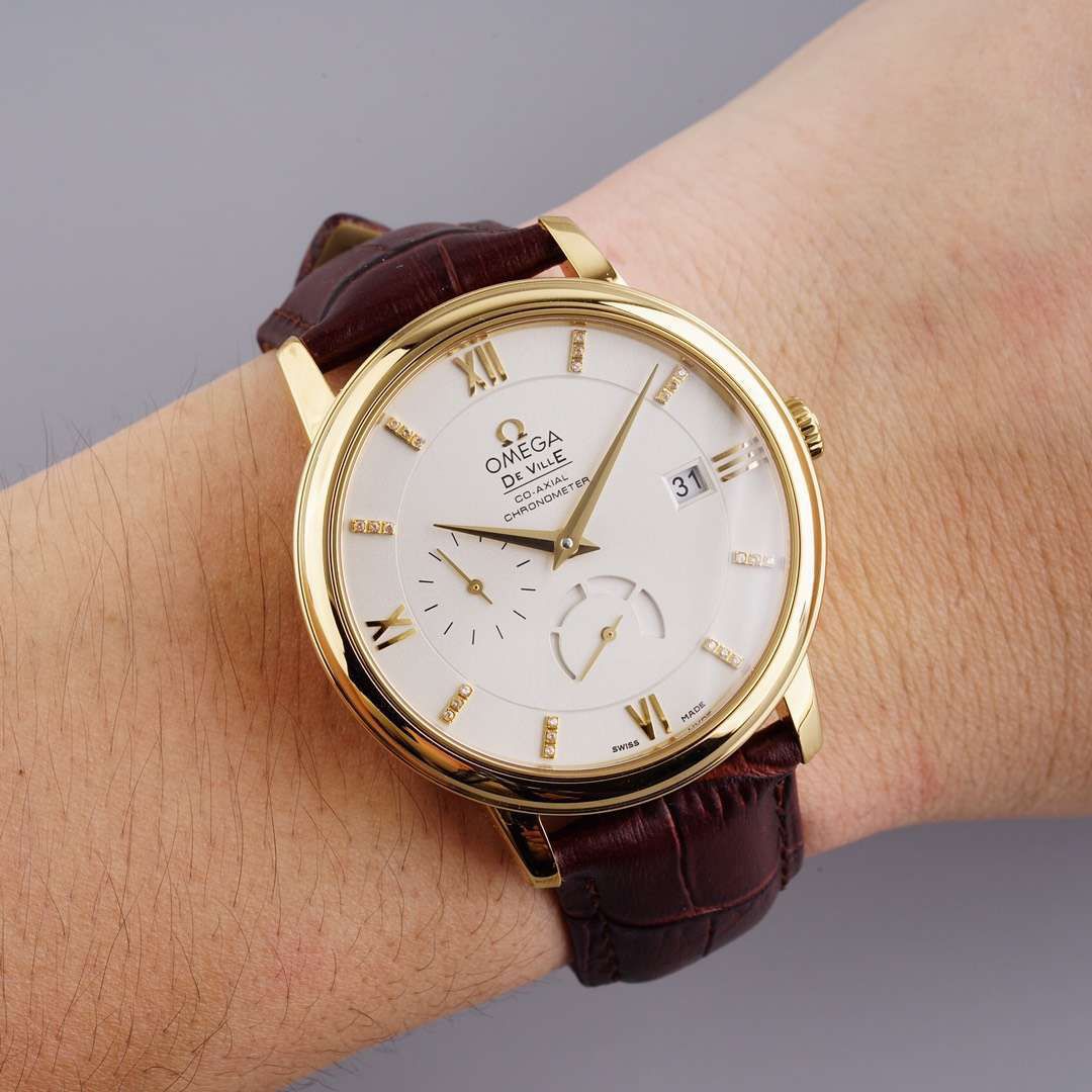 TWOMEGA碟飞一比一高仿复刻手表424.53.40.21.04.001 wrist watch  / M321