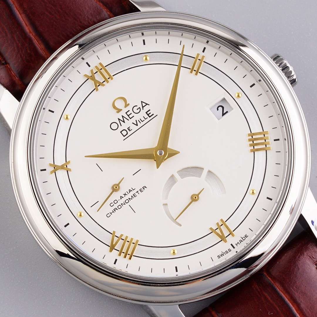 TWOMEGA碟飞一比一高仿复刻手表424.53.40.21.04.001 wrist watch  / M321