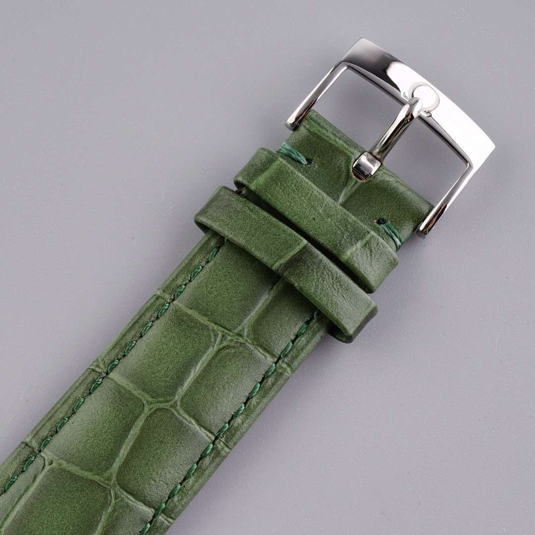 TWOMEGA碟飞一比一高仿复刻手表424.53.40.21.04.001 wrist watch  / M321