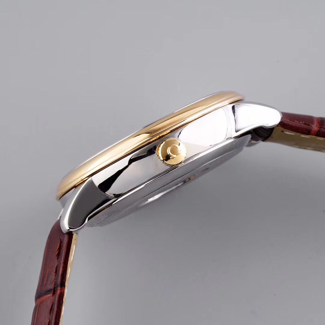 TWOMEGA碟飞一比一高仿复刻手表424.53.40.21.04.001 wrist watch  / M321