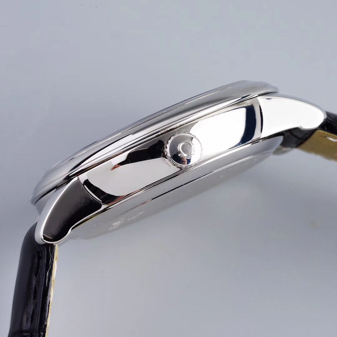 TWOMEGA碟飞一比一高仿复刻手表424.53.40.21.04.001 wrist watch  / M321