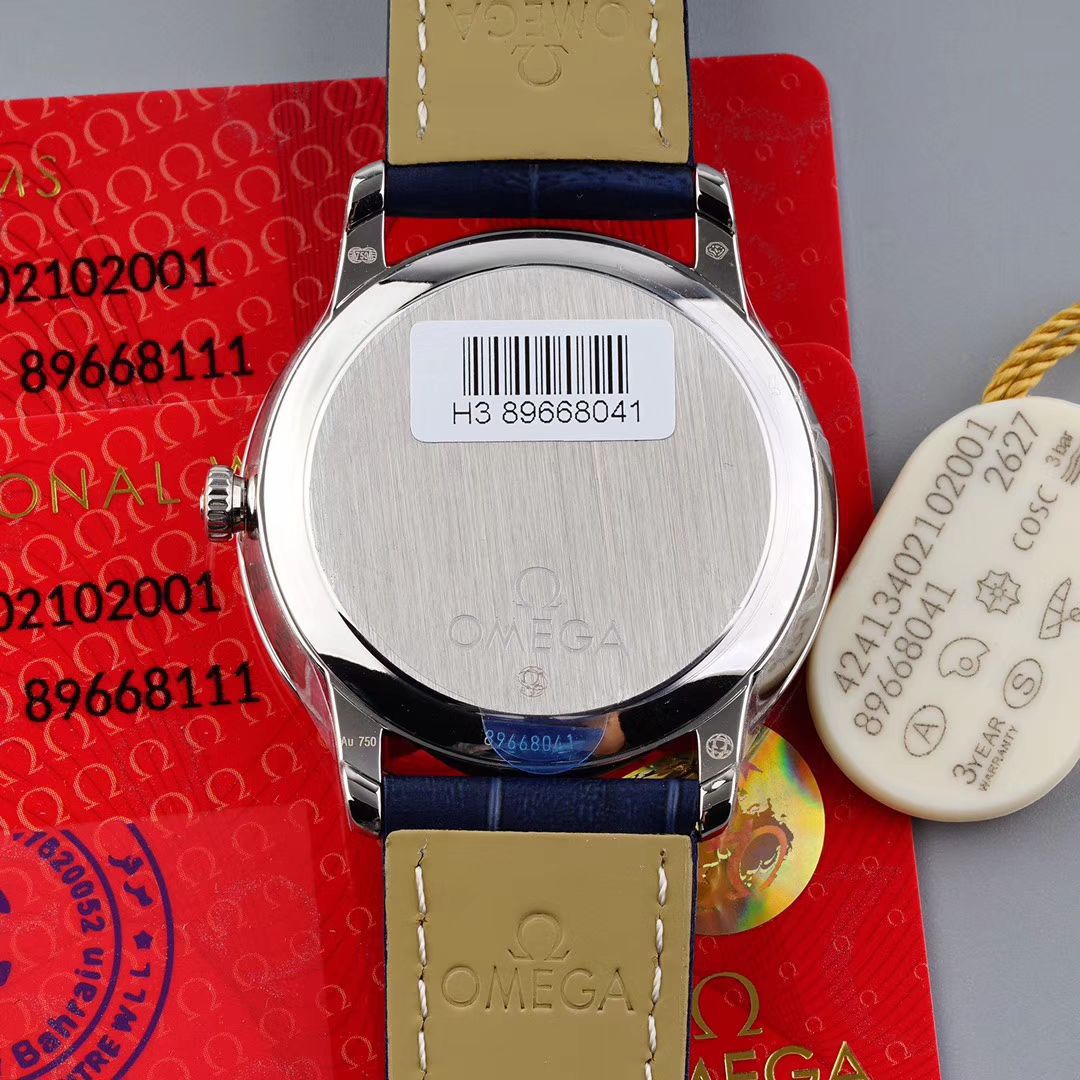 TWOMEGA碟飞一比一高仿复刻手表424.53.40.21.04.001 wrist watch  / M321