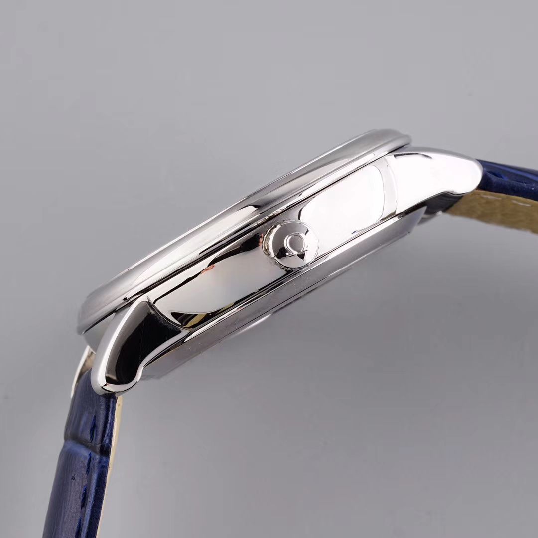 TWOMEGA碟飞一比一高仿复刻手表424.53.40.21.04.001 wrist watch  / M321