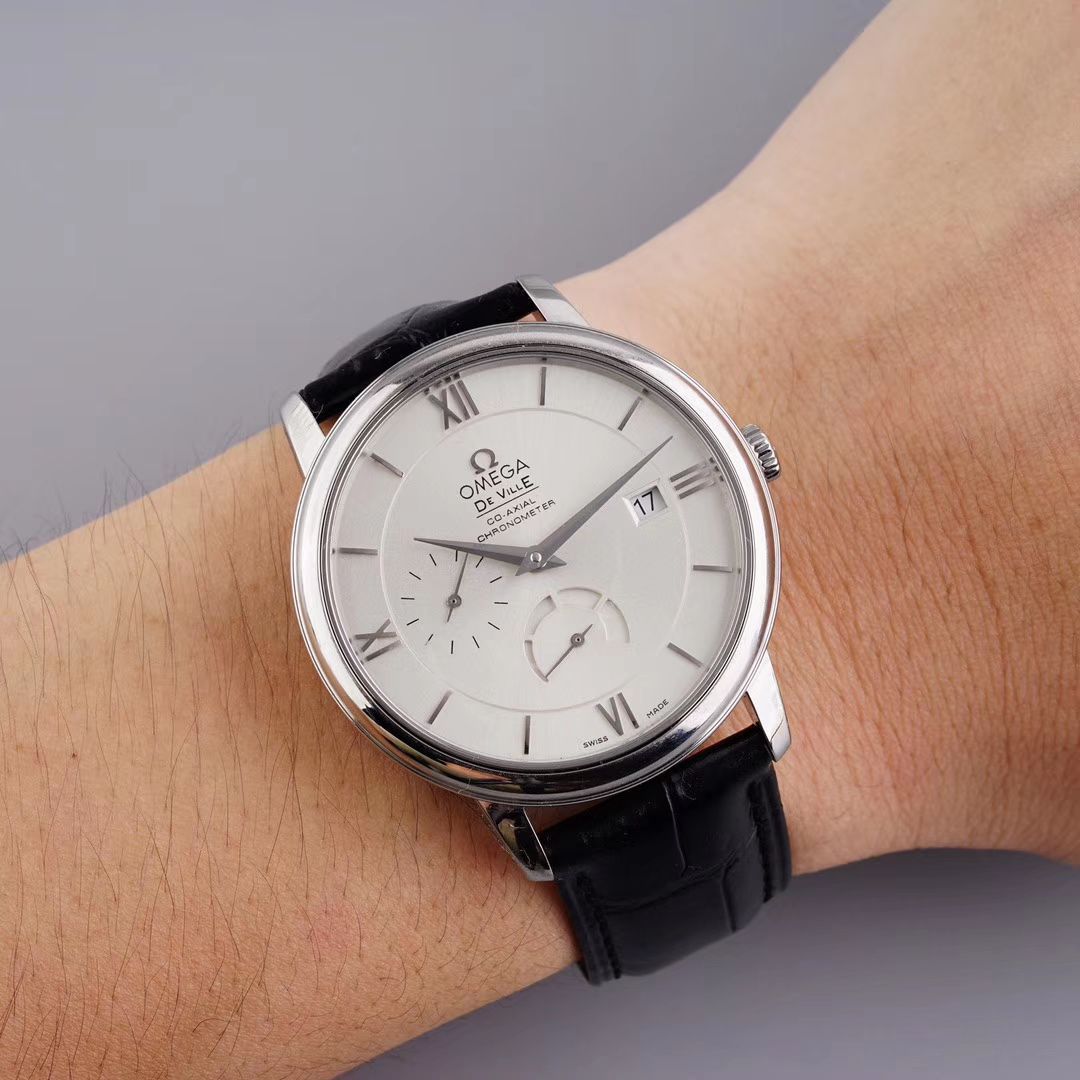 TWOMEGA碟飞一比一高仿复刻手表424.53.40.21.04.001 wrist watch  / M321