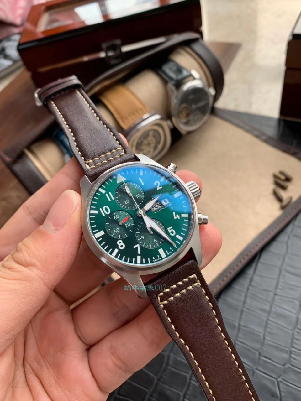 【视频测评新‎款首发‎！硬货！渠‎道出‎口订​单​！原单】IWC IWC 表飞行员系列IW377726 wrist watch  / WG511