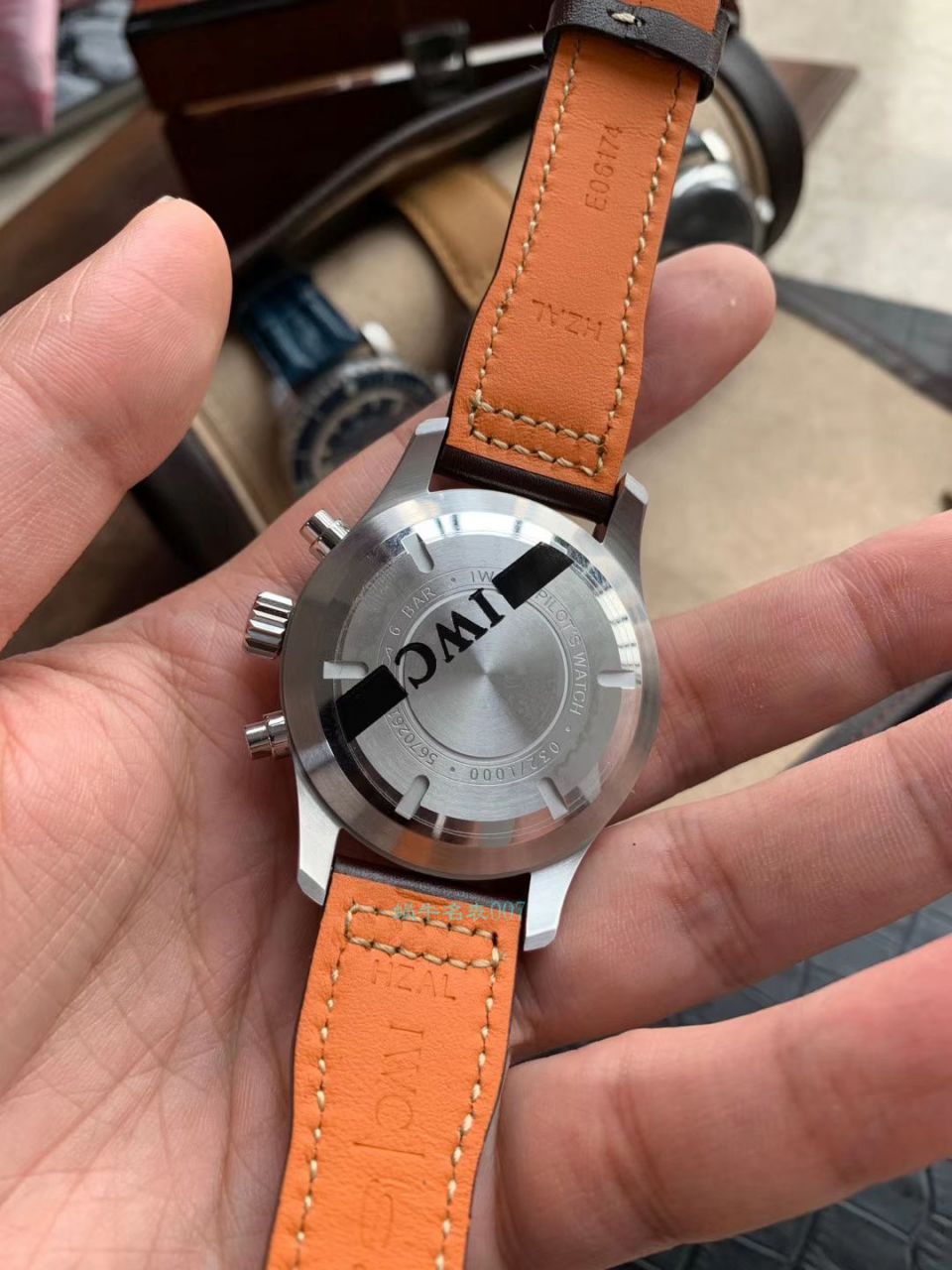 【视频测评新‎款首发‎！硬货！渠‎道出‎口订​单​！原单】IWC IWC 表飞行员系列IW377726 wrist watch  / WG511