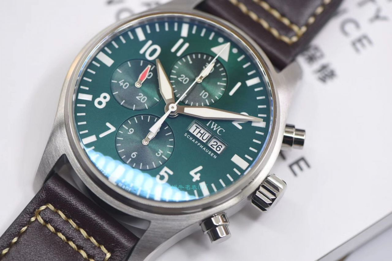 【视频测评新‎款首发‎！硬货！渠‎道出‎口订​单​！原单】IWC IWC 表飞行员系列IW377726 wrist watch  / WG511
