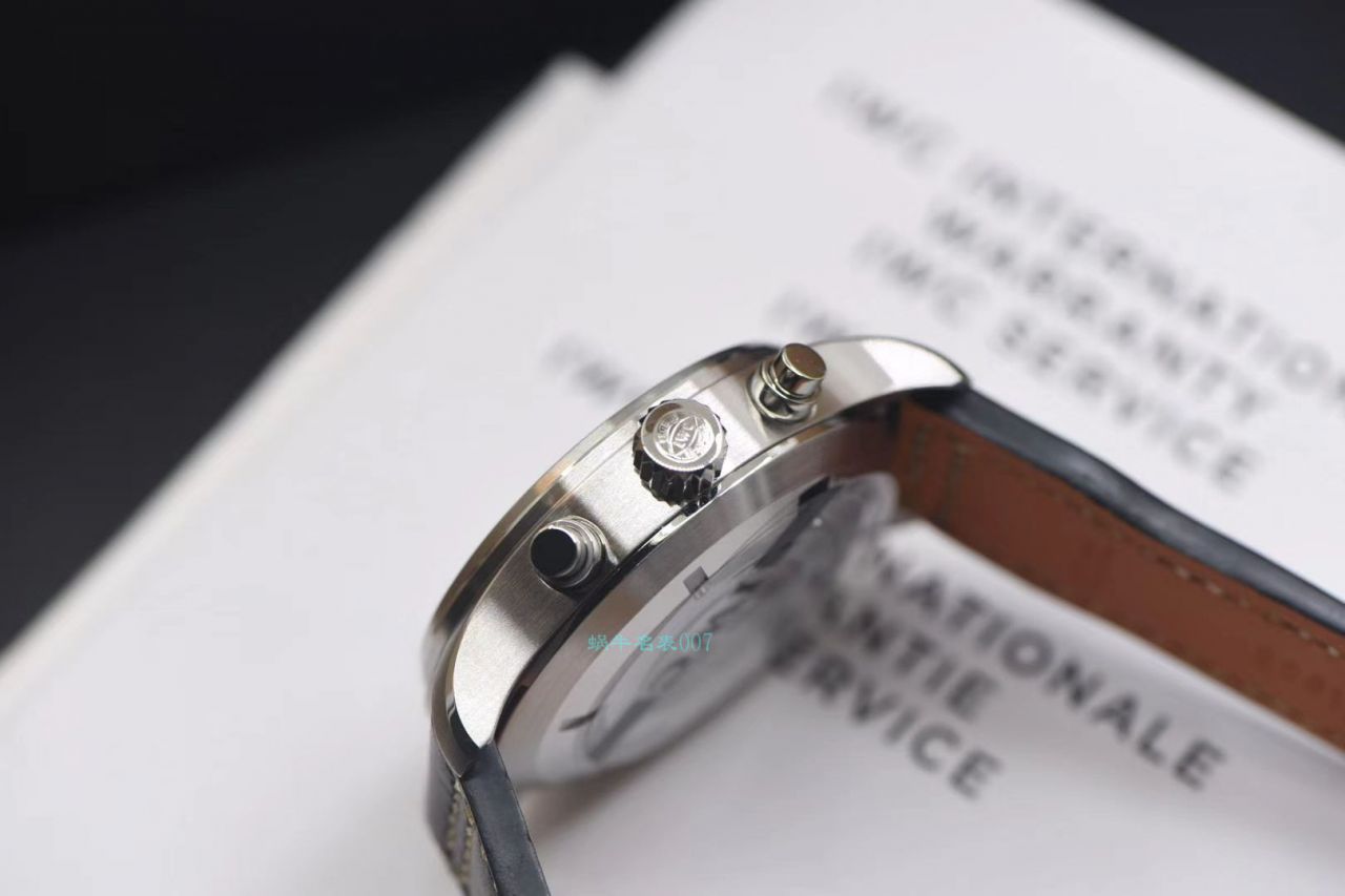 【视频测评新‎款首发‎！硬货！渠‎道出‎口订​单​！原单】IWC IWC 表飞行员系列IW377726 wrist watch  / WG511