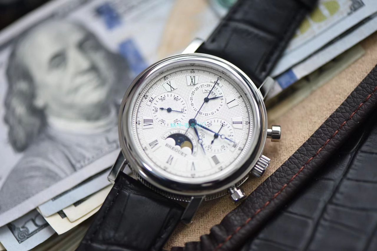  Video analysis  Breguet 经典复杂系列多功能月相 wrist watch  / BZ059