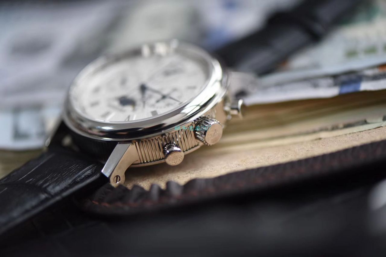  Video analysis  Breguet 经典复杂系列多功能月相 wrist watch  / BZ059