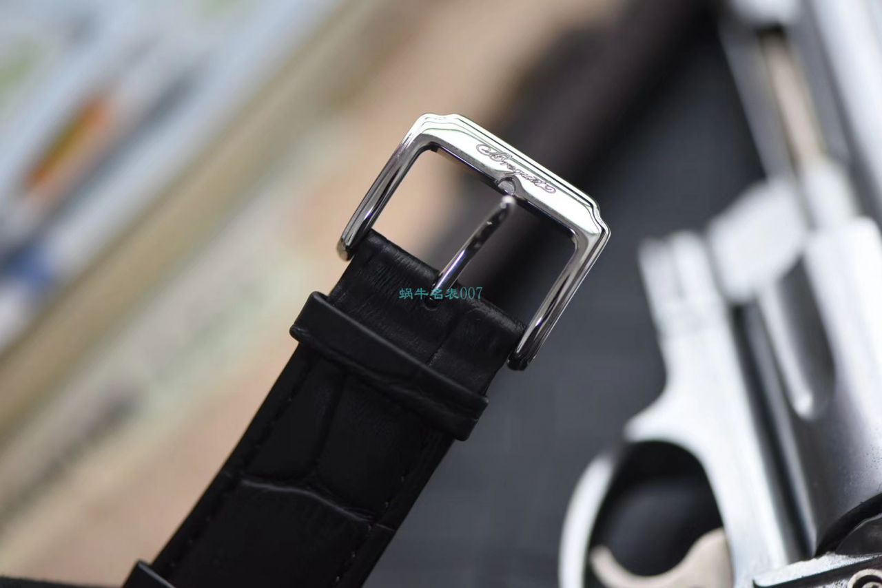  Video analysis  Breguet 经典复杂系列多功能月相 wrist watch  / BZ059
