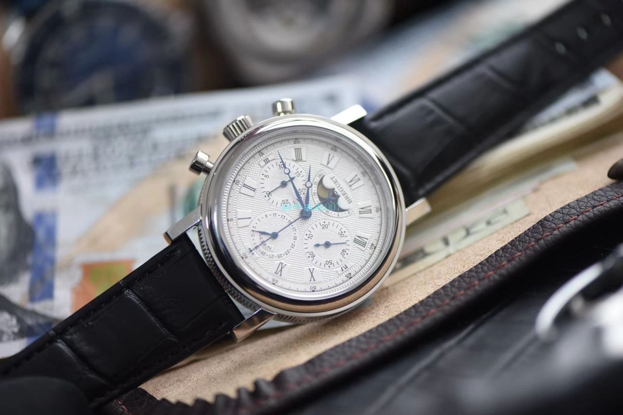  Video analysis  Breguet 经典复杂系列多功能月相 wrist watch  / BZ059