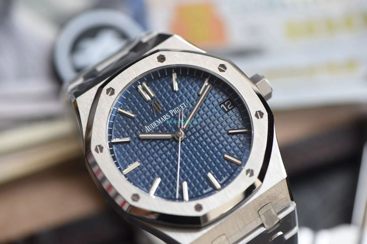 ZF Factory  top 复刻Audemars Piguet 皇家橡树系列高仿15500ST.OO.1220ST.01 wrist watch  / AP186