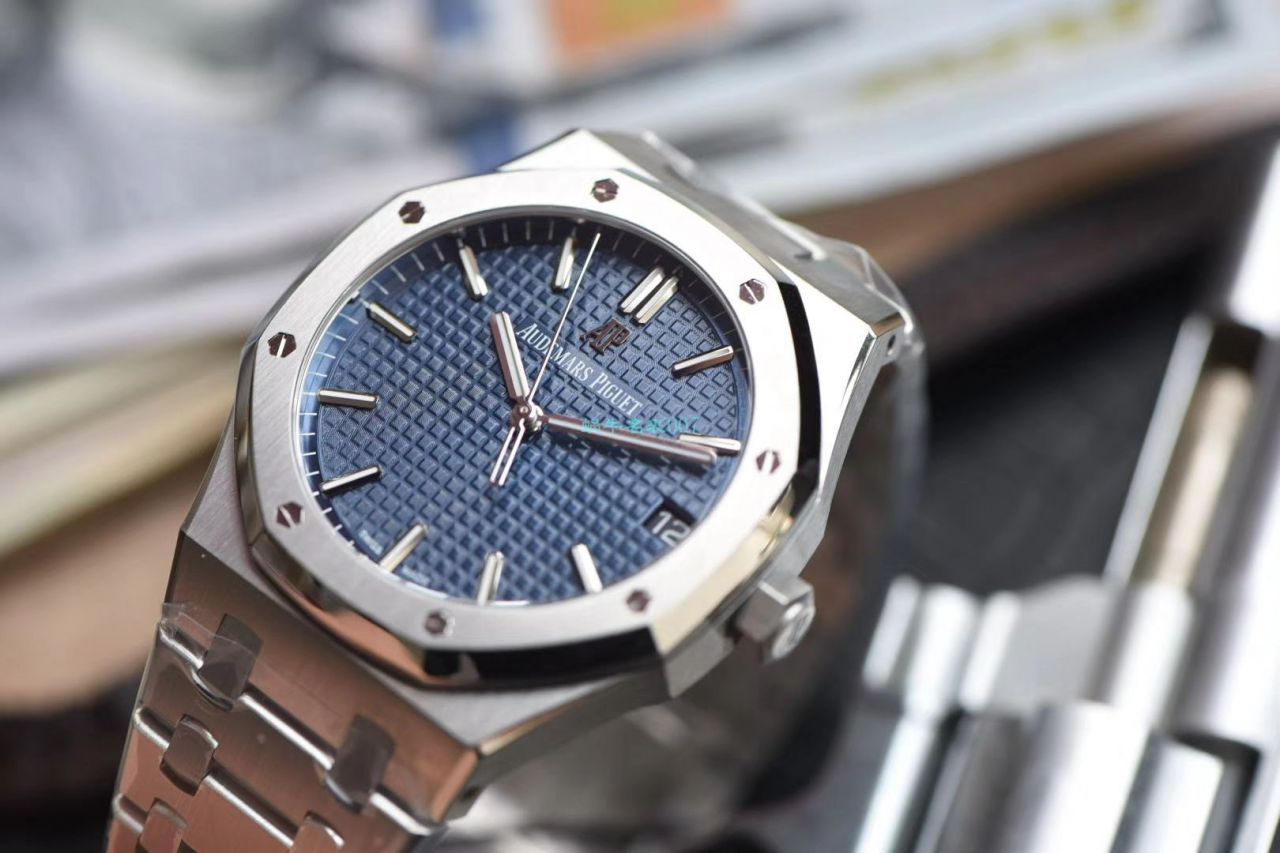 ZF Factory  top 复刻Audemars Piguet 皇家橡树系列高仿15500ST.OO.1220ST.01 wrist watch  / AP186