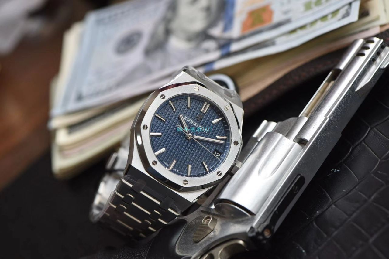 ZF Factory  top 复刻Audemars Piguet 皇家橡树系列高仿15500ST.OO.1220ST.01 wrist watch  / AP186