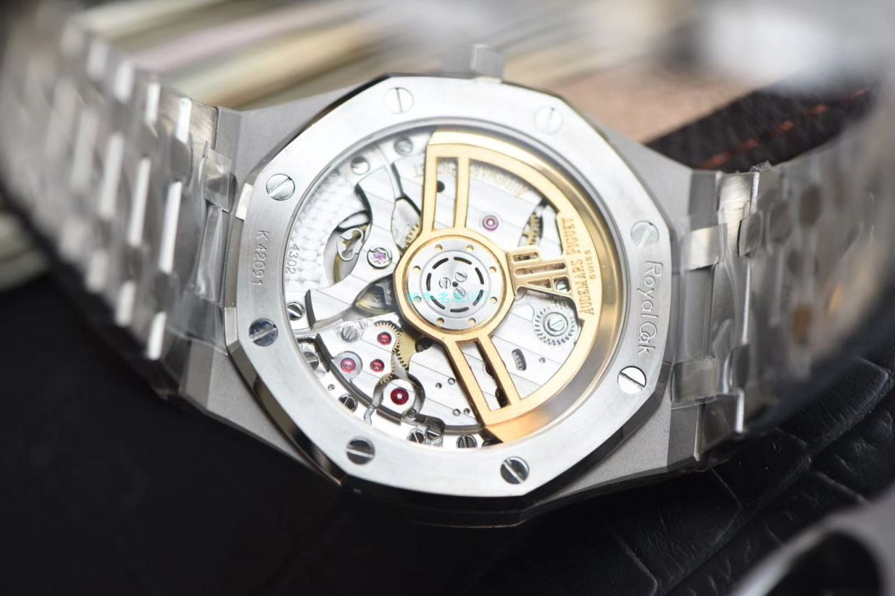 ZF Factory  top 复刻Audemars Piguet 皇家橡树系列高仿15500ST.OO.1220ST.01 wrist watch  / AP186