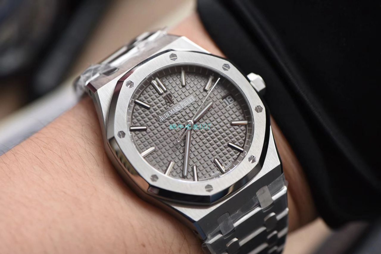 ZF Factory  top 复刻Audemars Piguet 皇家橡树系列高仿15500ST.OO.1220ST.01 wrist watch  / AP186