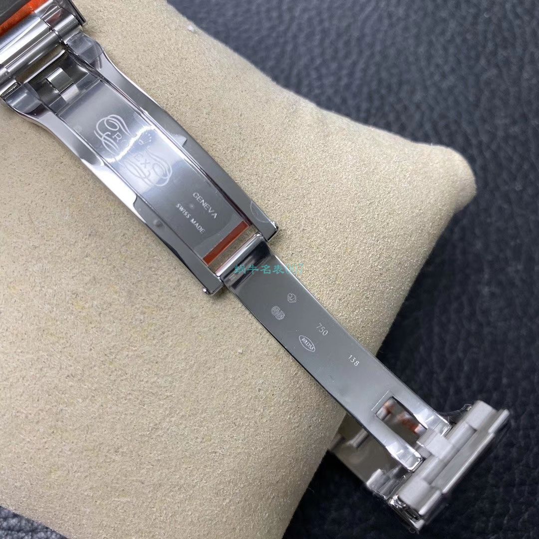 N Factory 新款超级4130 Rolex  Cosmograph Daytona  Ditongna 116509-78599 黑盘 top 复刻高仿116509-78599 银色 wrist watch  / R563