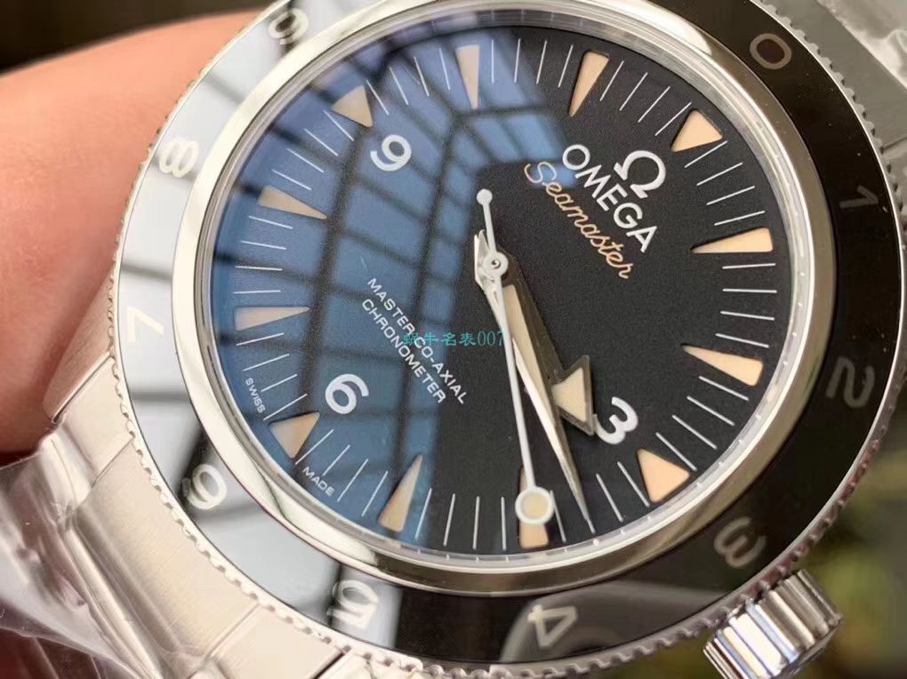 VS Factory  top 复刻高仿OMEGA幽灵党007限量版V2版本 Seamaster 300米233.32.41.21.01.001，233.30.41.21.01.001 / M679