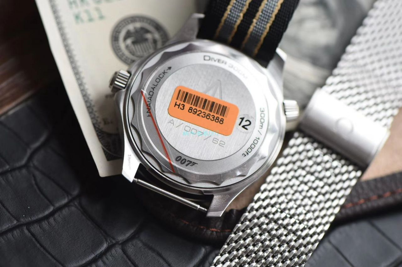 【 Video analysis VS Factory OMEGA詹姆斯邦德007无暇赴死】复刻高仿 Seamaster 300米210.92.42.20.01.001 wrist watch  / VS680