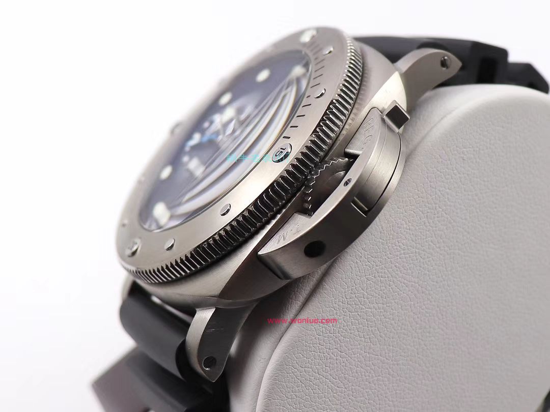 VS Factory  top 复刻高仿手表Panerai SUBMERSIBLE 潜行系列PAM00692 wrist watch  / VSPAM692