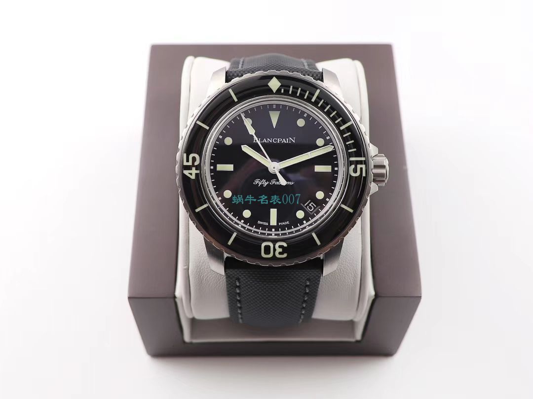 ZF Factory 超A高仿Blancpain  Fifty Fathoms 系列5015E-1130-B52A wrist watch  / BP068