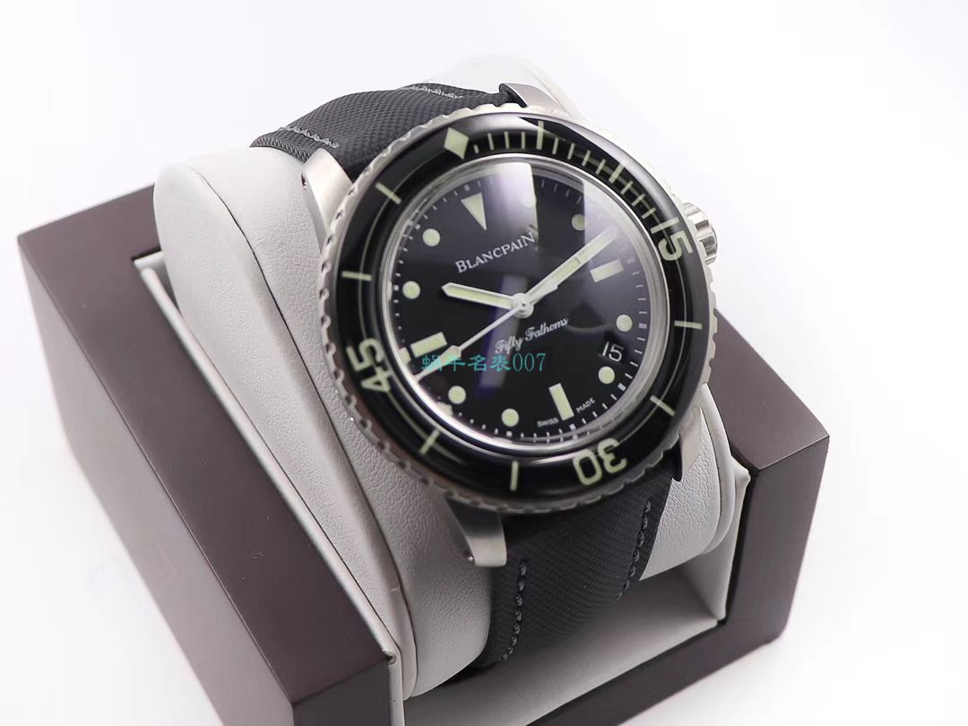 ZF Factory 超A高仿Blancpain  Fifty Fathoms 系列5015E-1130-B52A wrist watch  / BP068