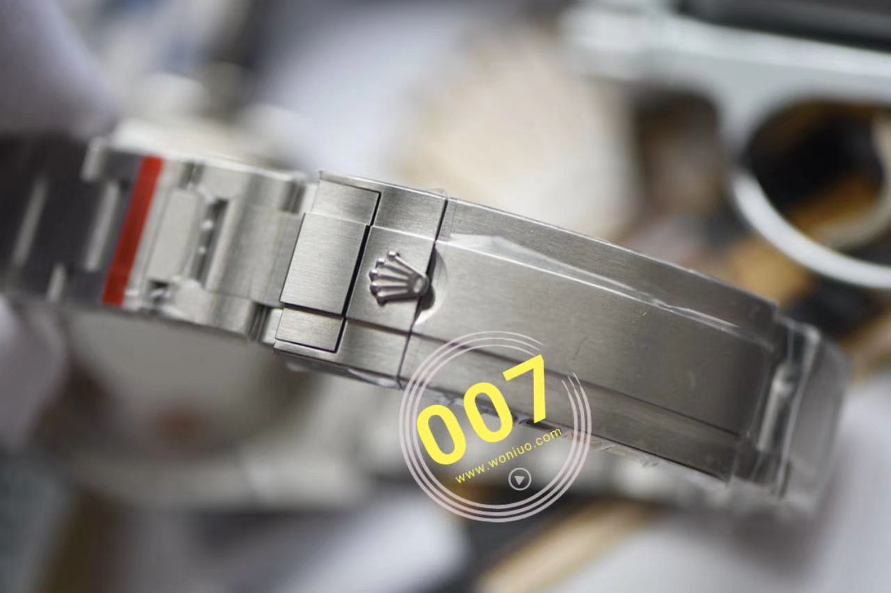  Video analysis  top 复刻高仿N Factory 官网V10S Rolex  Submariner 手表116610LV-97200 / R571