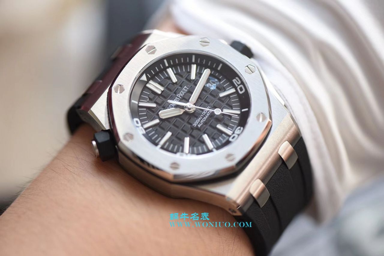  Video analysis JF Factory 官网V9S最新APAudemars Piguet  Royal Oak Offshore 高仿15703ST.OO.A002CA.01 wrist watch  / JF AP 15703