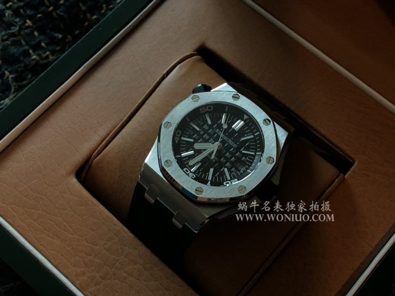  Video analysis JF Factory 官网V9S最新APAudemars Piguet  Royal Oak Offshore 高仿15703ST.OO.A002CA.01 wrist watch  / JF AP 15703
